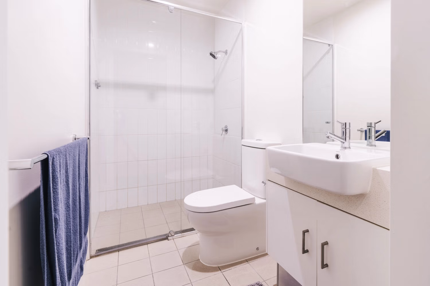  5-Bedroom Standard  -  Student One Adelaide Street  - Gallery -  4