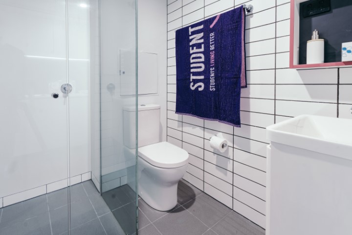  Executive Studio  -  Student One Wharf Street  - Gallery -  4