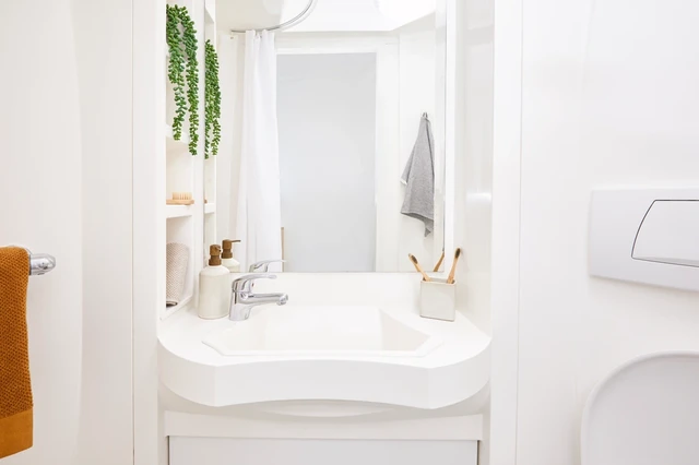  Large High Single En-Suite Room  -  Unite Students James Watt  - Gallery -  2