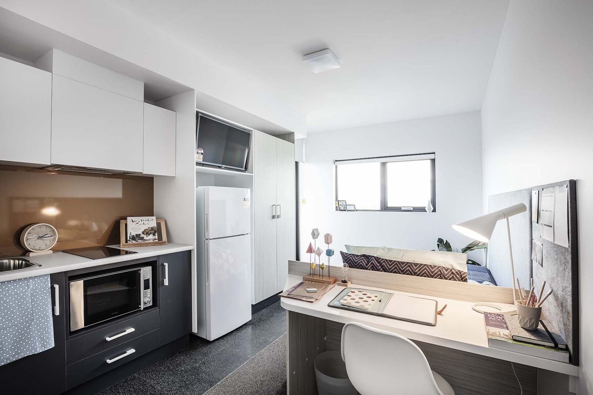 Signature Plus Studio Apartment - Double Bed With Standard View With Balcony - 3