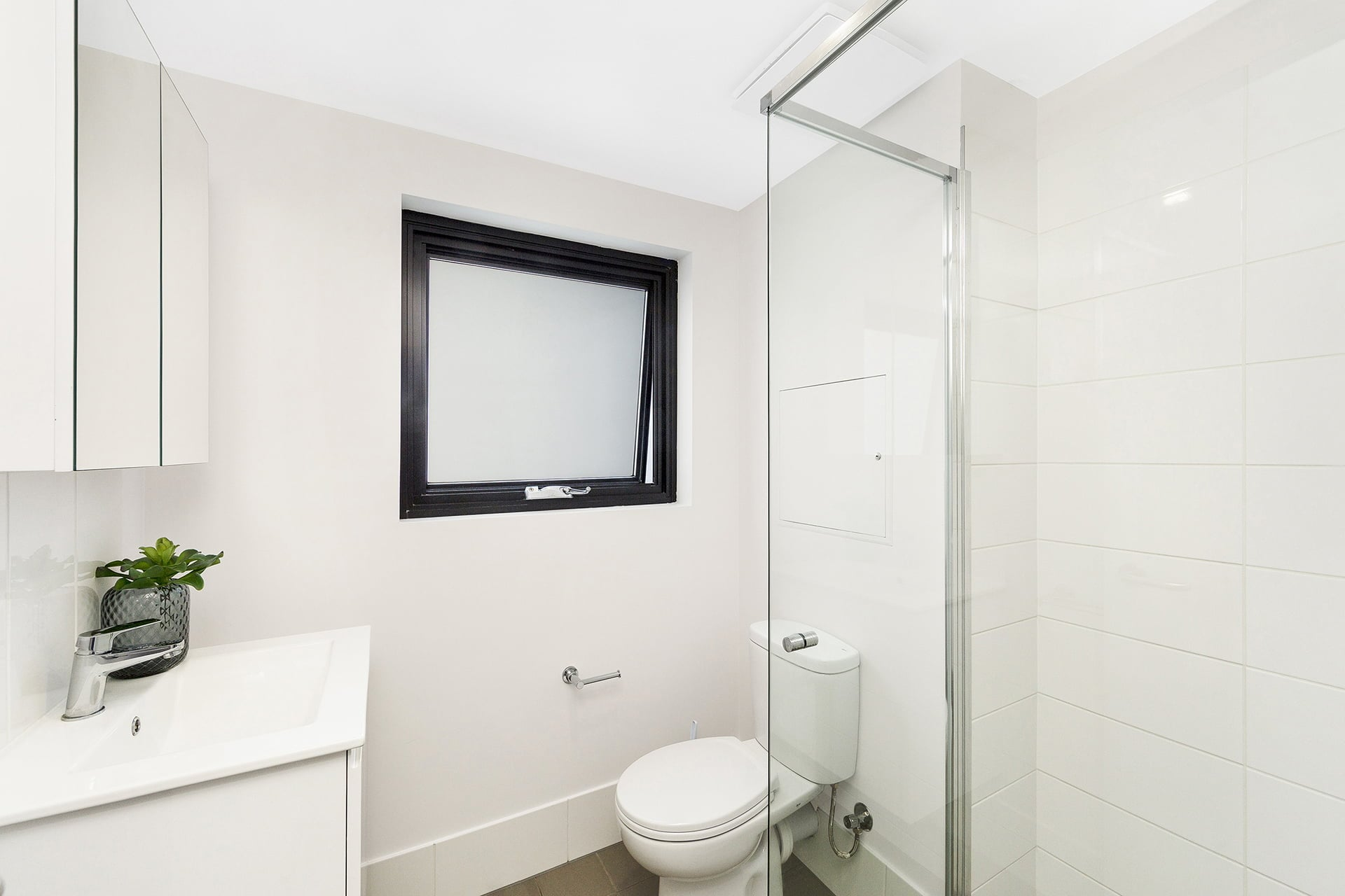 Signature Plus Studio Apartment - Double Bed With Standard View With Balcony - 4