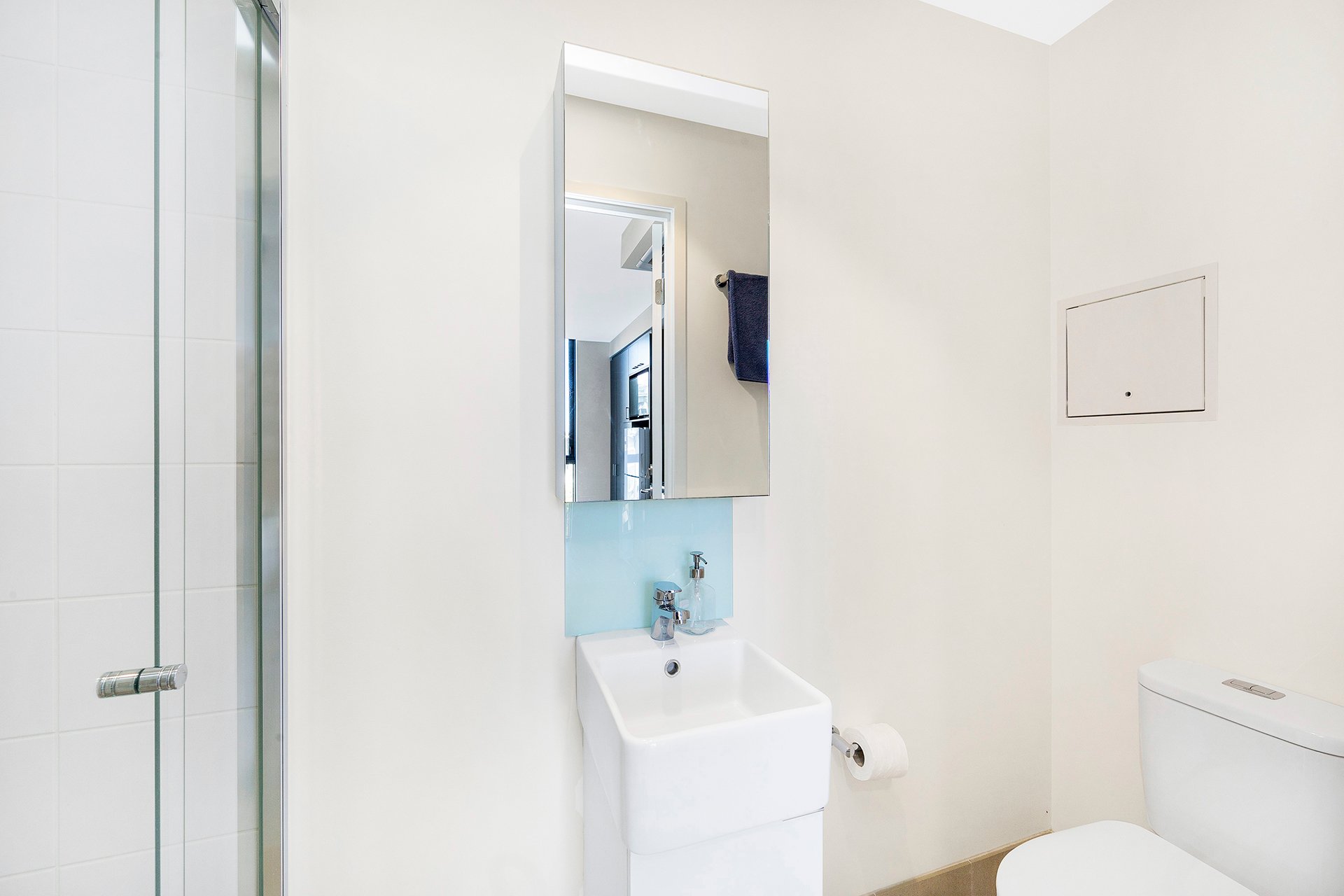  King Single Bed With Twin Loft Apartment  -  Atira Merivale Street - South Brisbane  - Gallery -  7