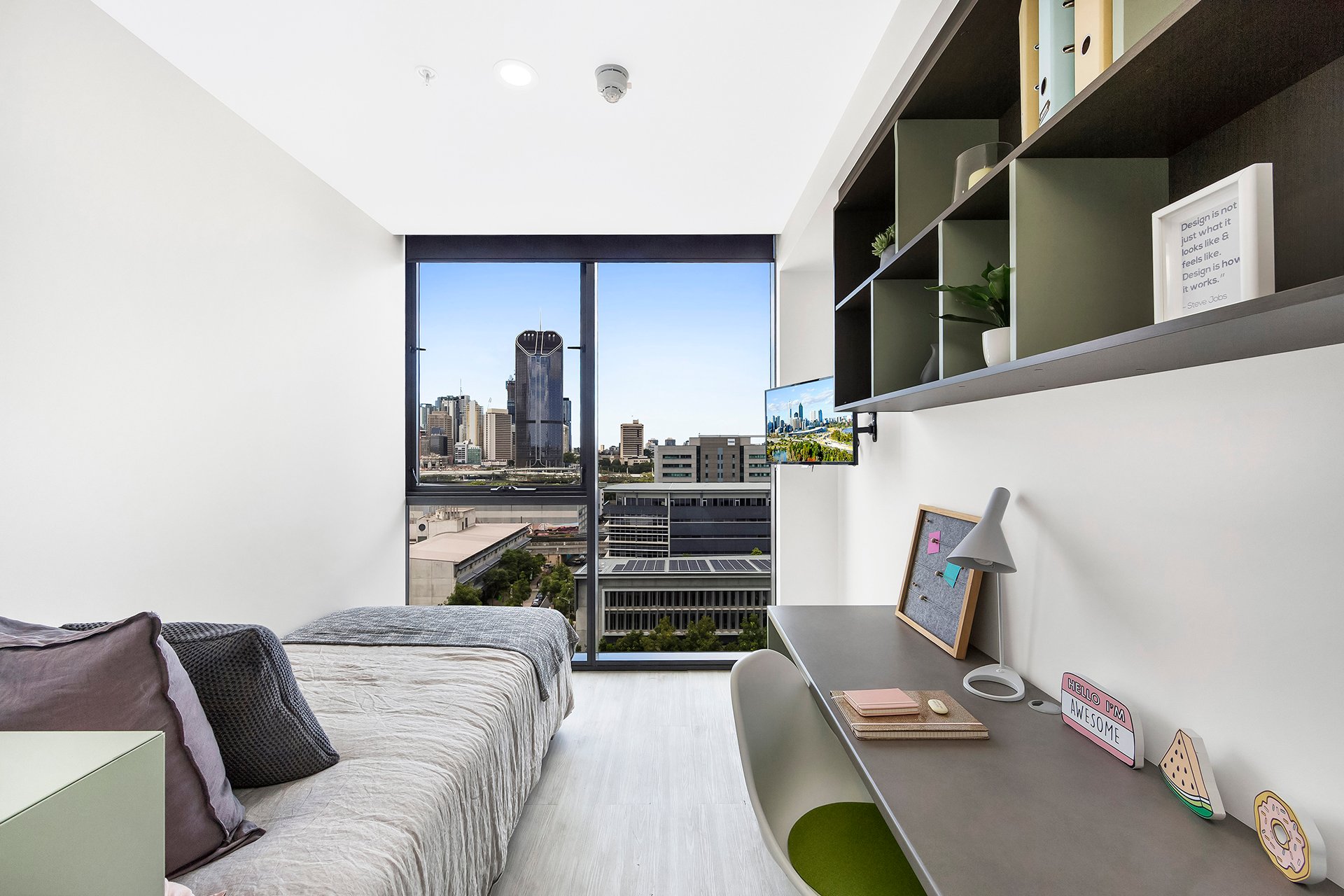  Signature Studio Apartment - Double Bed With Premium View  -  Atira Merivale Street - South Brisbane  - Gallery -  1