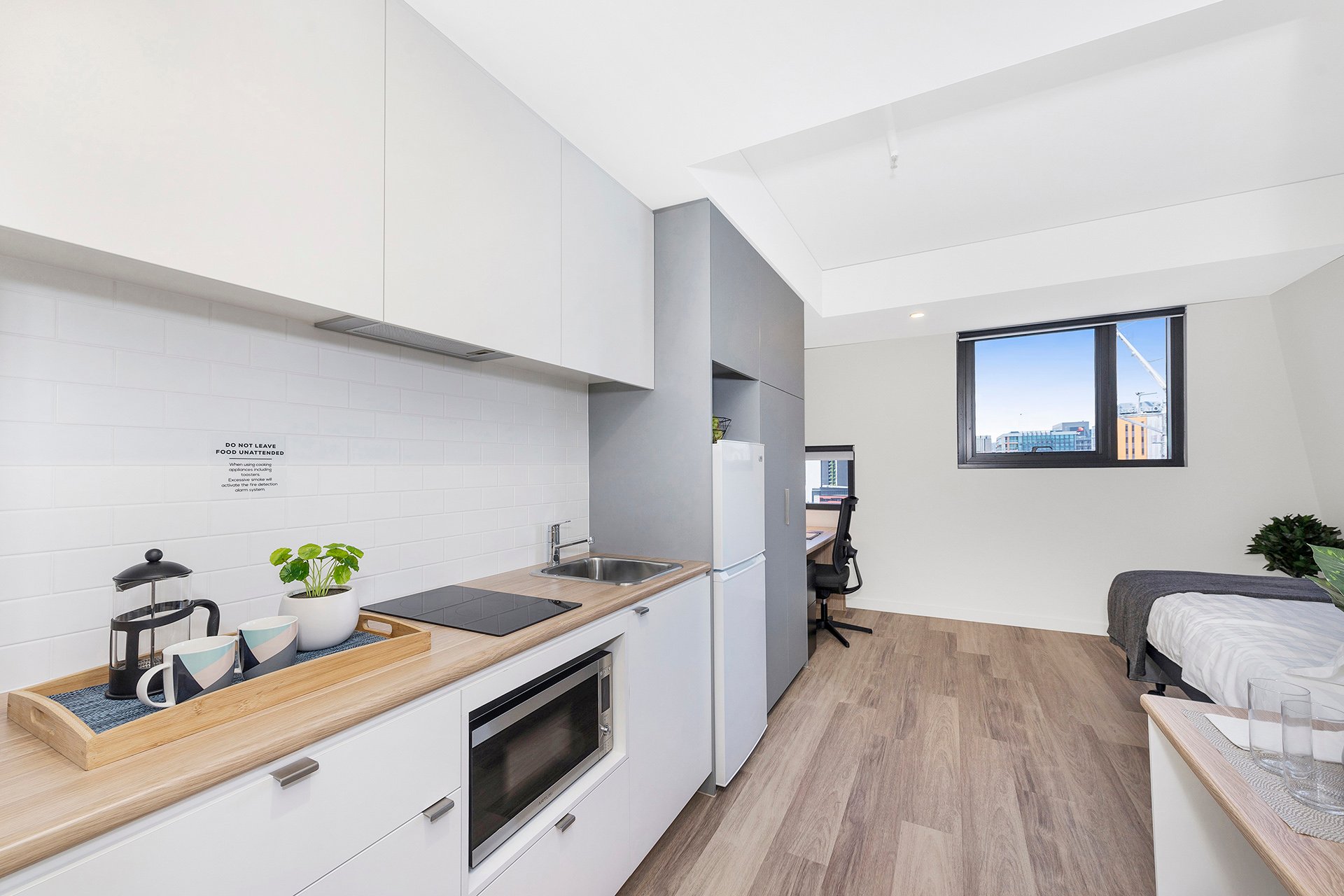  Ultra Studio Apartment - Queen Bed With Standard View  -  Atira Waymouth Street  - Gallery -  5