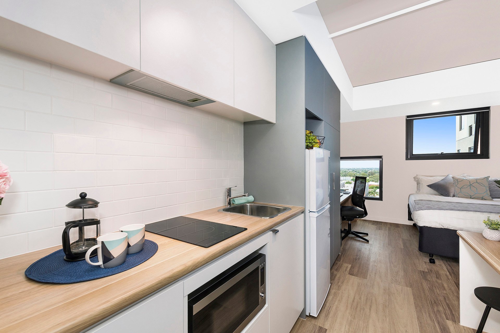  Signature Plus Studio Apartment - Queen Bed With Standard View  -  Atira Waymouth Street  - Gallery -  4