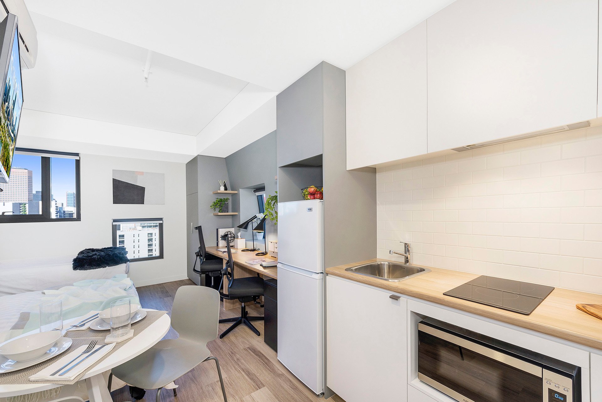  Signature Plus Twin Apartment - King Single Bed With Standard View  -  Atira Waymouth Street  - Gallery -  5