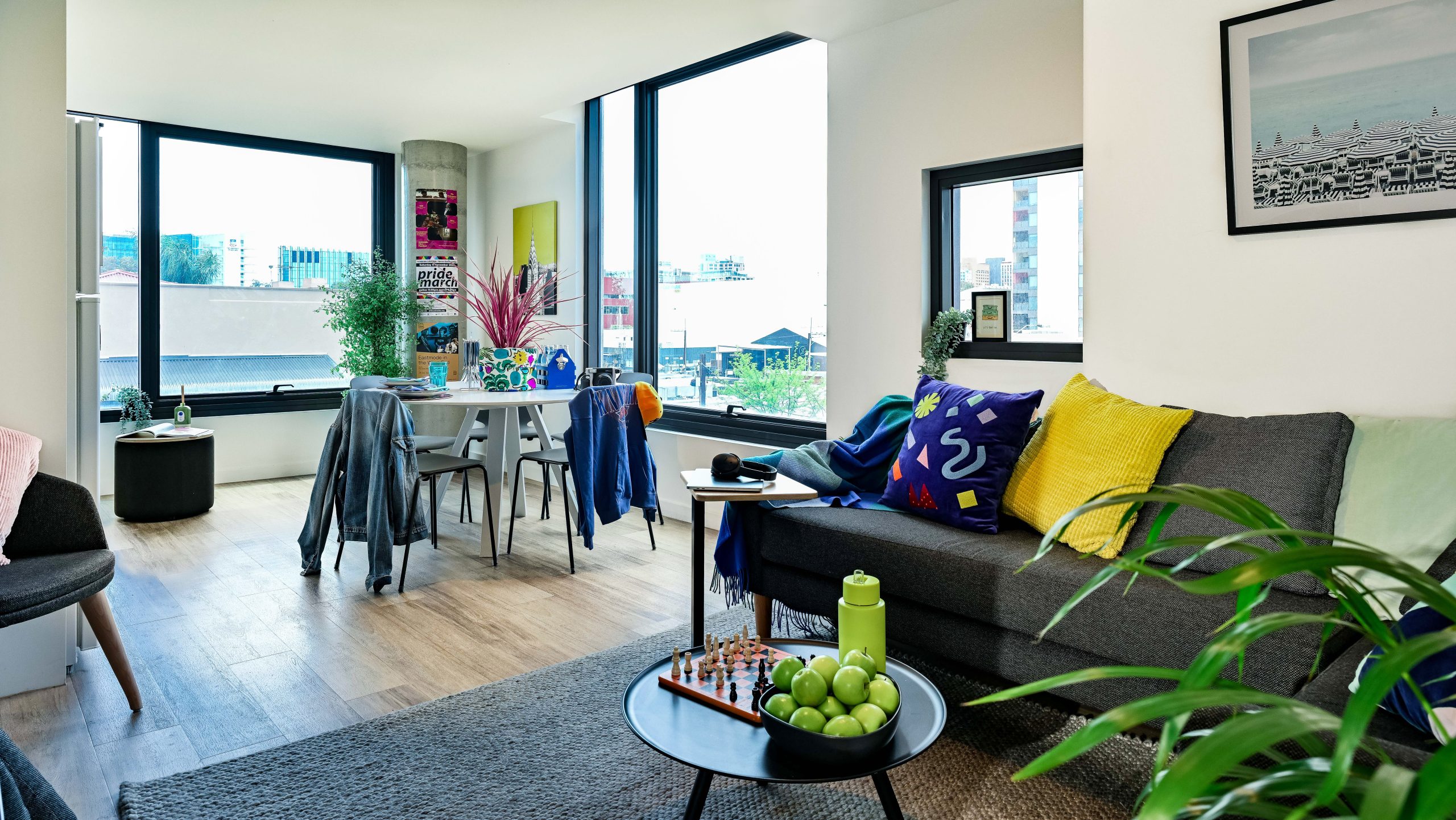  King Single Bed With 3 Bed Apartment  -  Atira Waymouth Street  - Gallery -  10