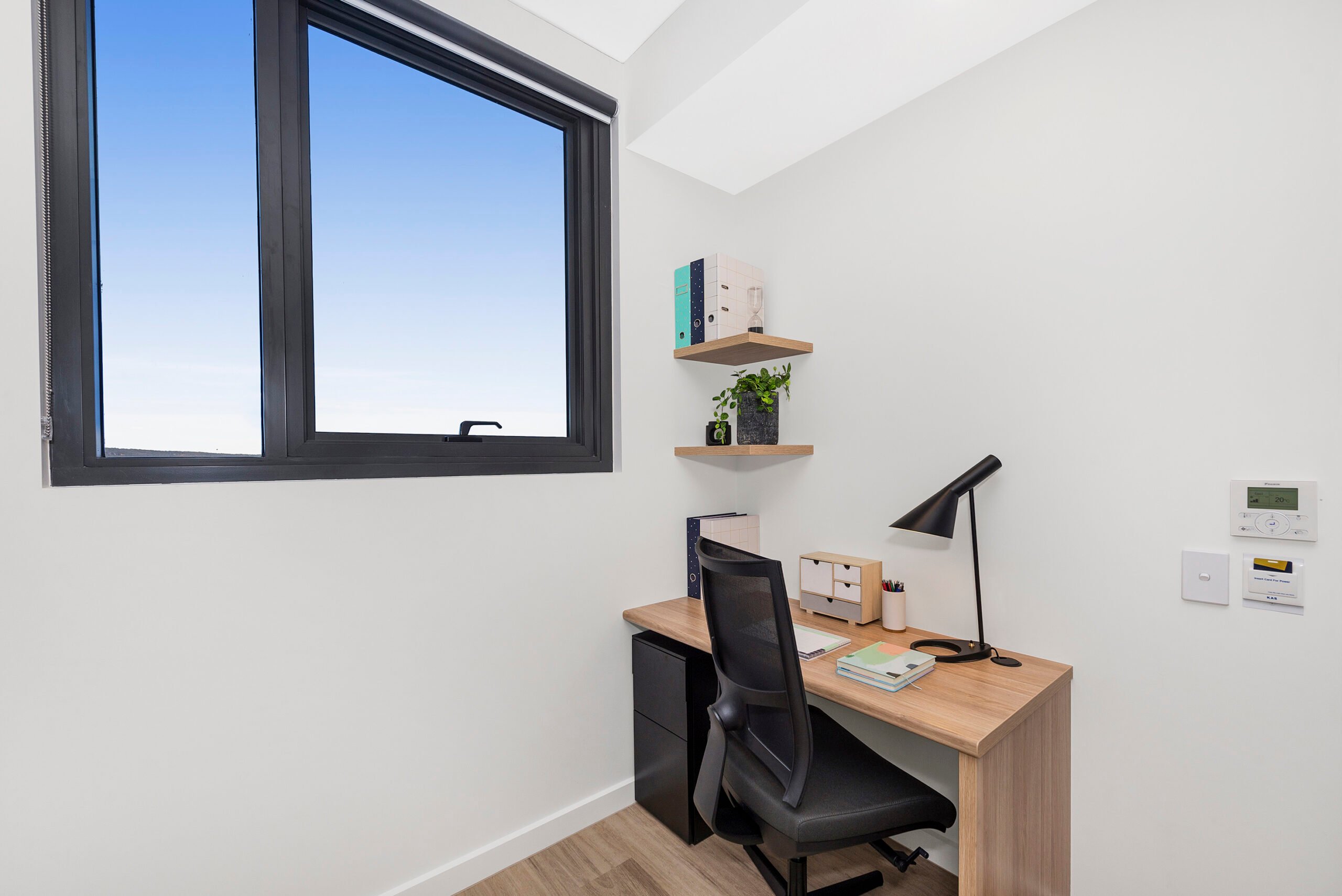  King Single Bed With 3 Bed Apartment  -  Atira Waymouth Street  - Gallery -  7