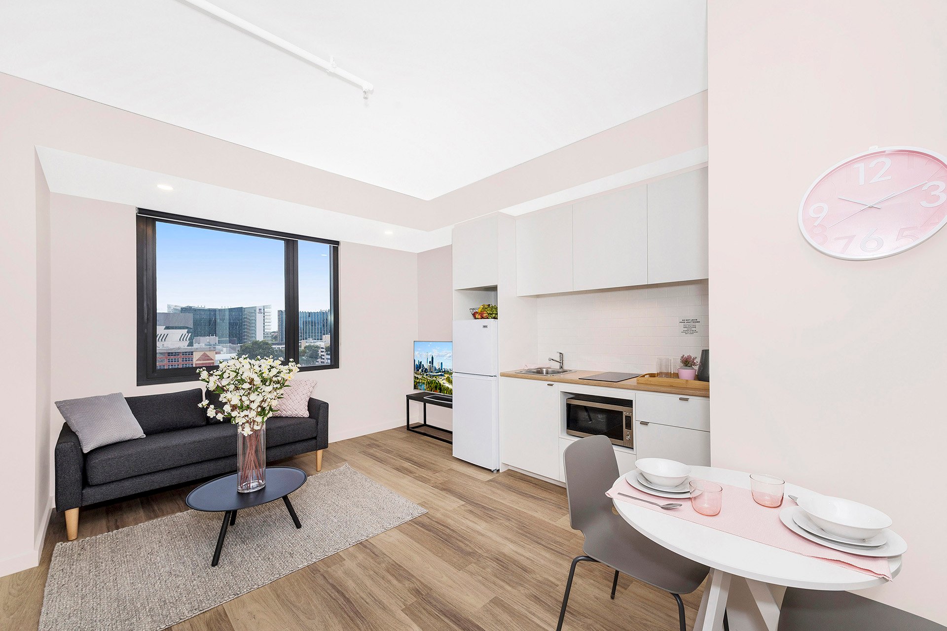  King Single Bed With 3 Bed Apartment  -  Atira Waymouth Street  - Gallery -  4