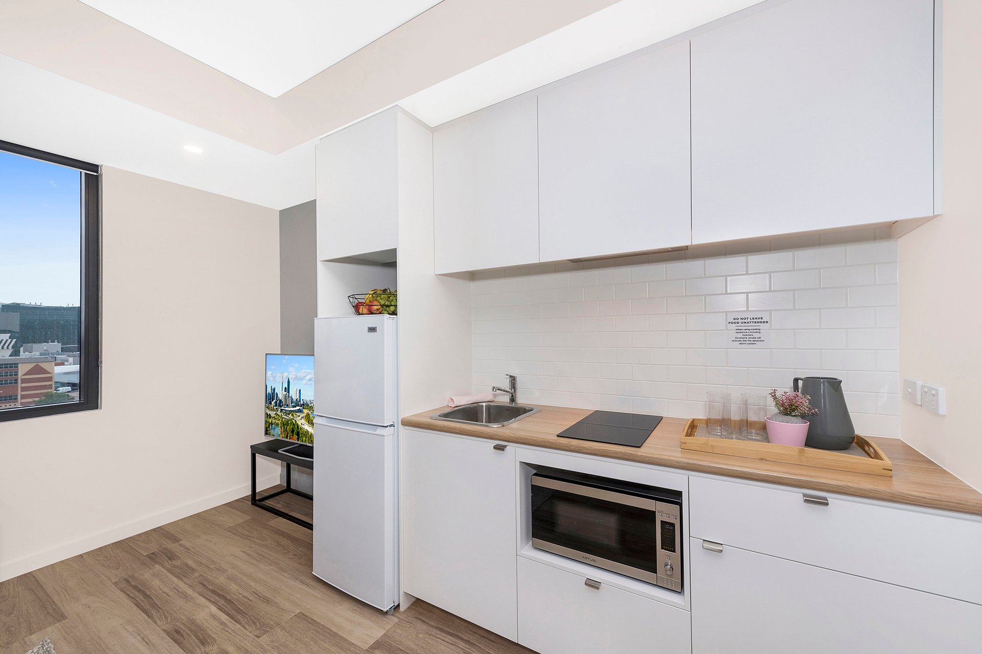  King Single Bed With 3 Bed Apartment  -  Atira Waymouth Street  - Gallery -  18
