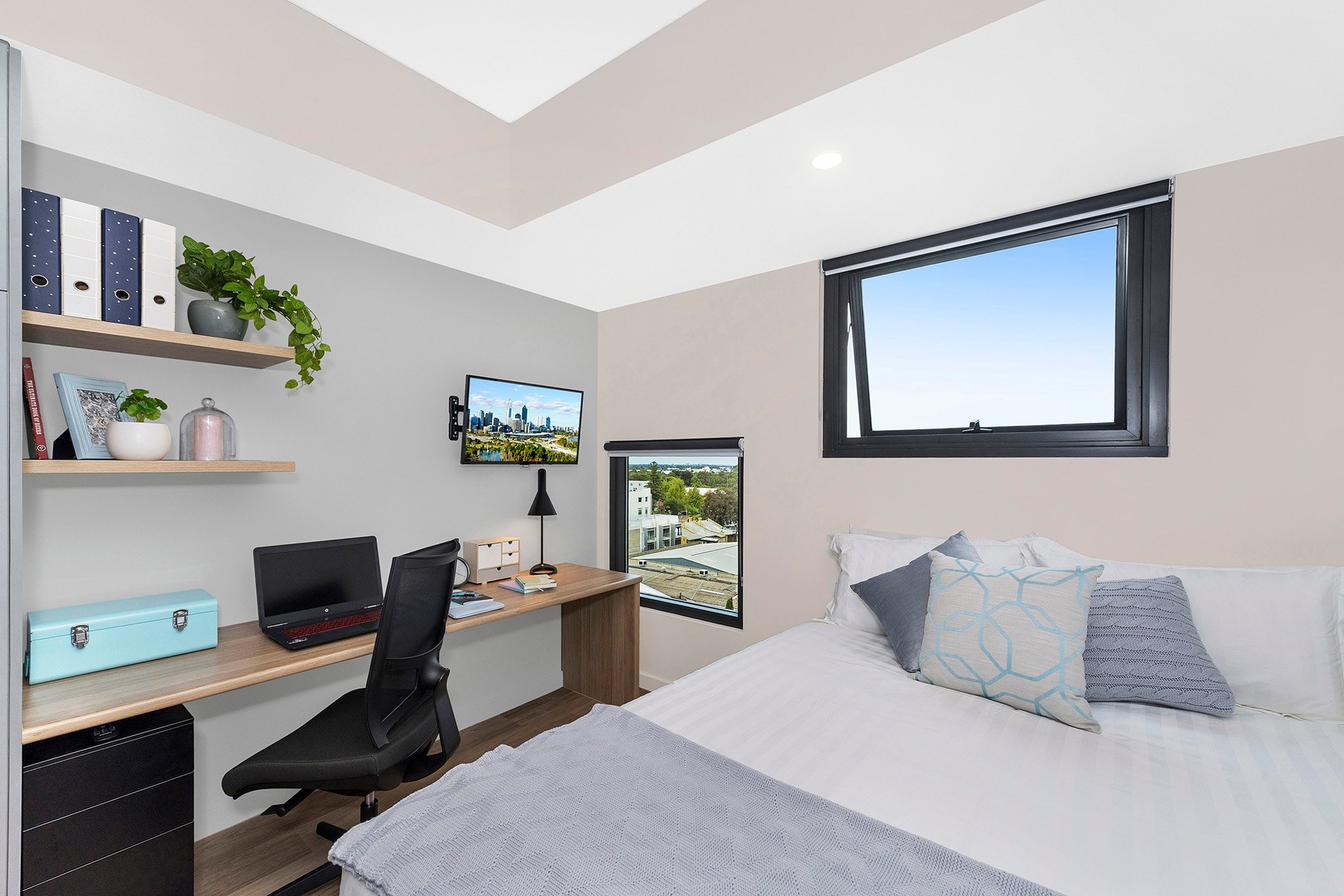  King Single Bed With 3 Bed Apartment  -  Atira Waymouth Street  - Gallery -  20