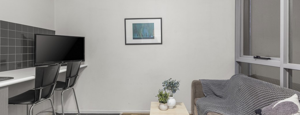  2 Bedroom Apartment - Standard High Level  -  UniLodge on Lonsdale  - Gallery -  2