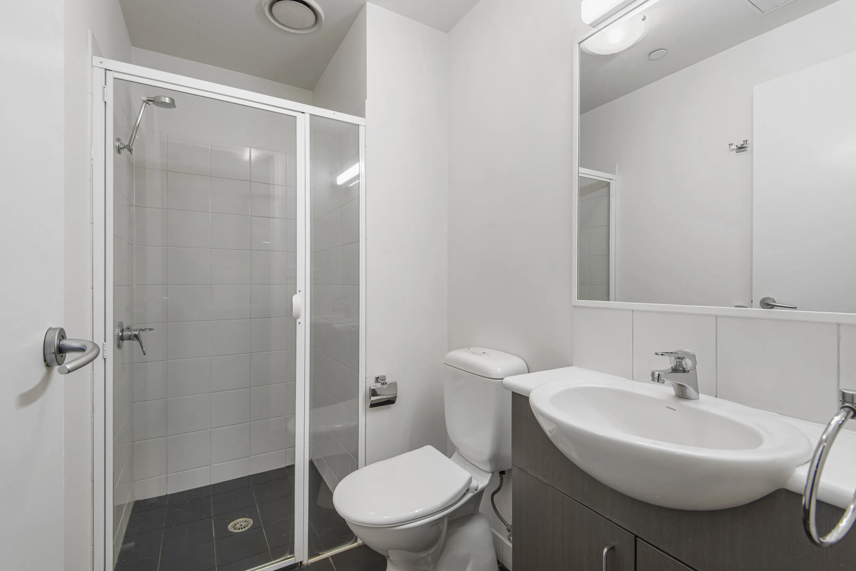  2 Bedroom Apartment - Standard High Level  -  UniLodge on Lonsdale  - Gallery -  4