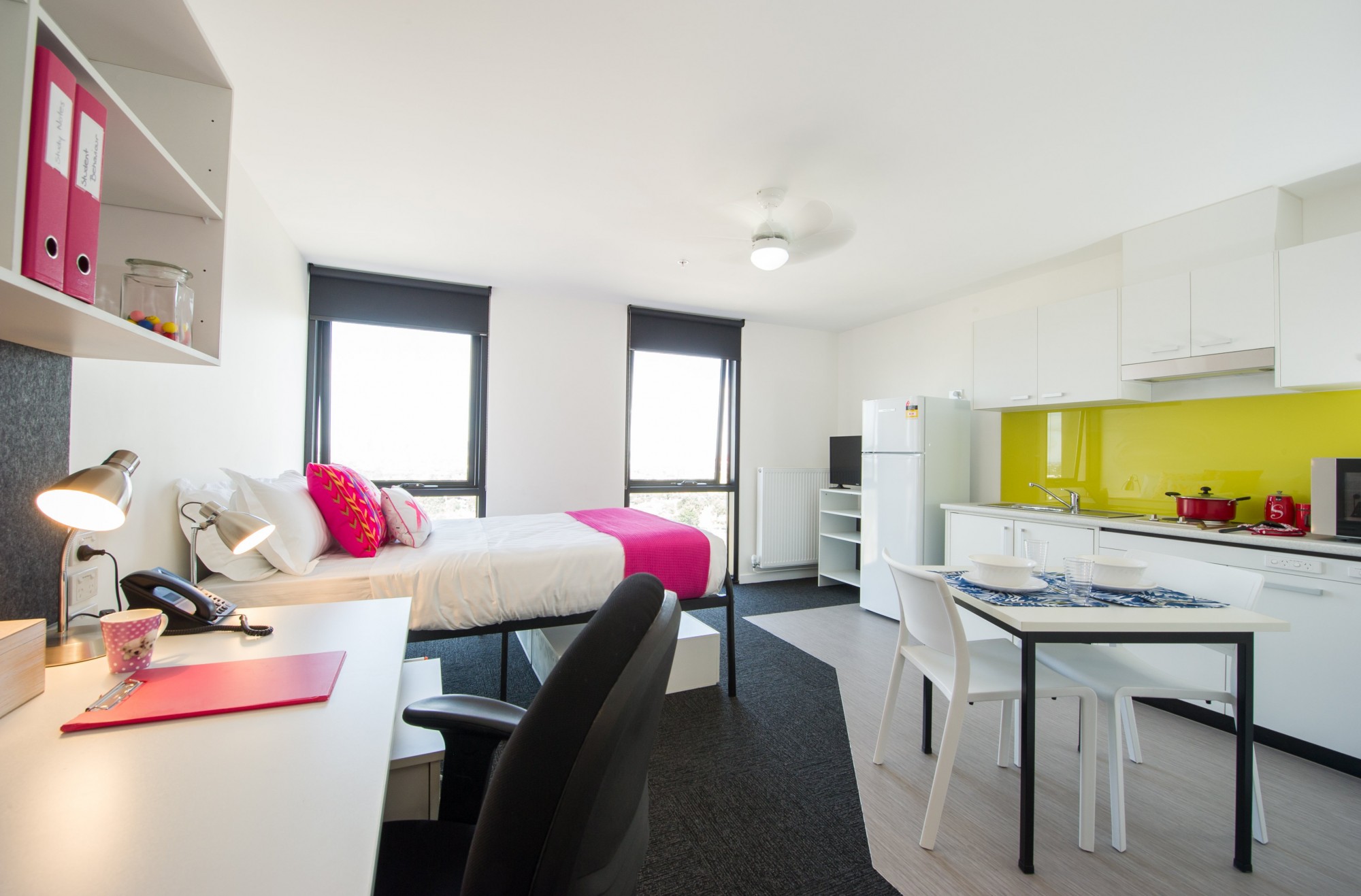 Studio Deluxe Apartment - 2