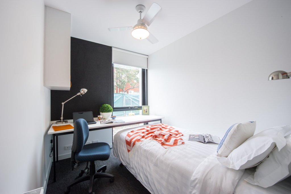 6 Bedroom Apartment - Regular Bedroom - 5