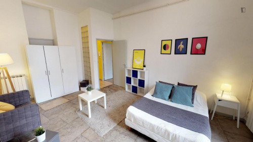 Enjoyable double bedroom in Gambetta
