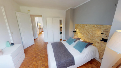 Delightful double bedroom in a student flat, in Prince–Marmottan  - Gallery -  5