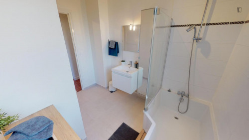 Enchanting double bedroom in République–Point-du-Jour - Gallery - 10