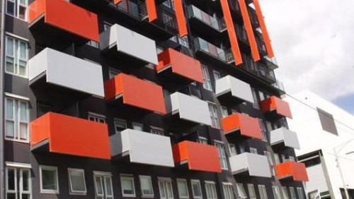Student Living - 740 Swanston