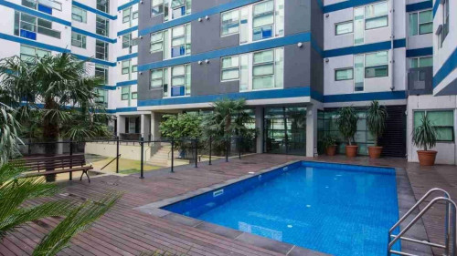 Student Living - 800 Swanston