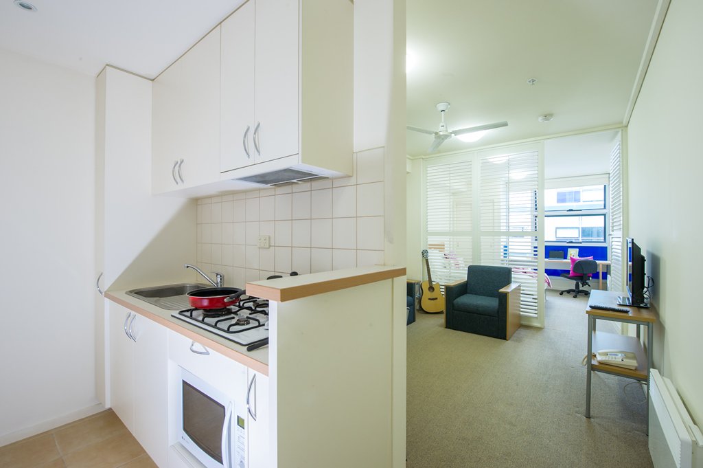  1 Bedroom Apartment  -  Student Living - 800 Swanston  - Gallery -  2