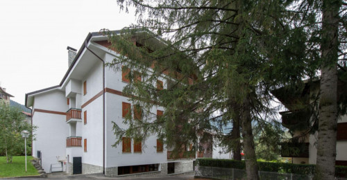 2-bedroom apartment