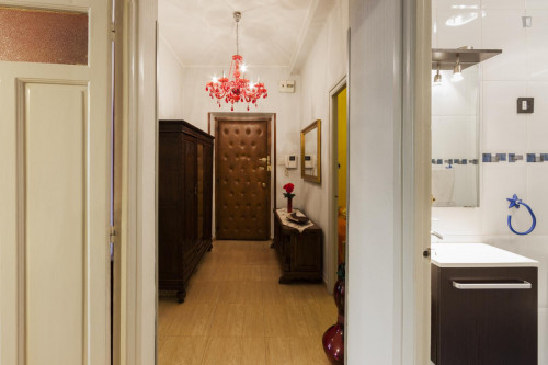 bedroom next to Oviedo Estación Uría - Gallery - 11