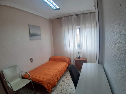 Homely single bedroom near the Merced campus of Universidad de Murcia