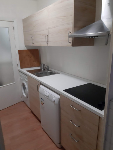 Cozy single bedroom in a 3-bedroom apartment near Plaza de Toros de Murcia - Gallery - 8
