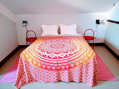 Amazing lofted studio with a terrace, in the centre of Braga