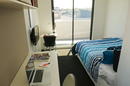 Student Living on Cobden