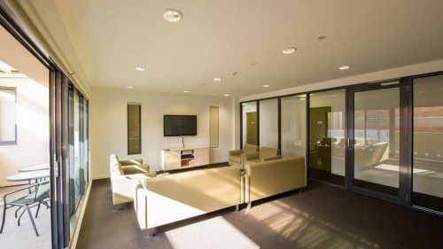 Student Living on Cobden