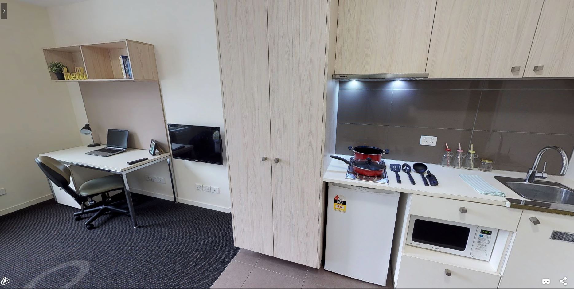  Studio Apartment Deluxe - Double Bed  -  Student Living on Cobden  - Gallery -  6