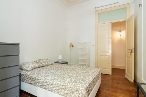 Inviting single bedroom in well-connected Saldanha