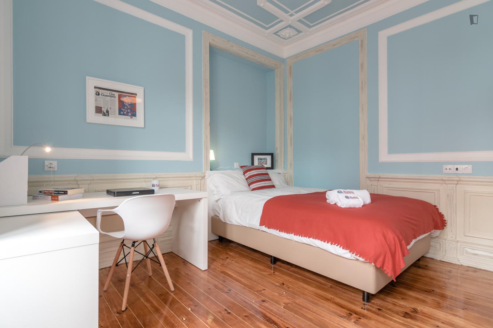  Captivating Double Bedroom In Avenida Da Liberdade  -  Captivating double bedroom in Avenida da Liberdade  - Gallery -  1