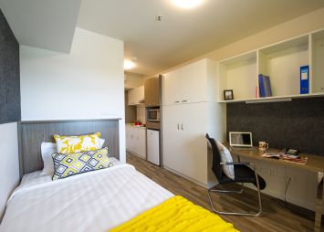  Studio Deluxe  -  UniLodge Darwin  - Gallery -  1
