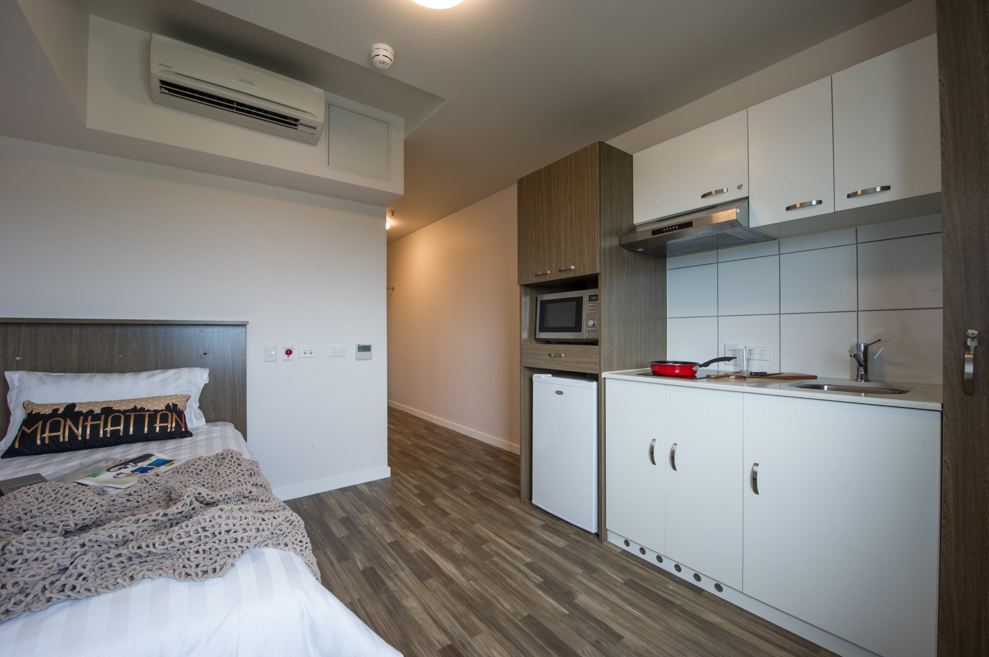  Studio Accessible  -  UniLodge Darwin  - Gallery -  4