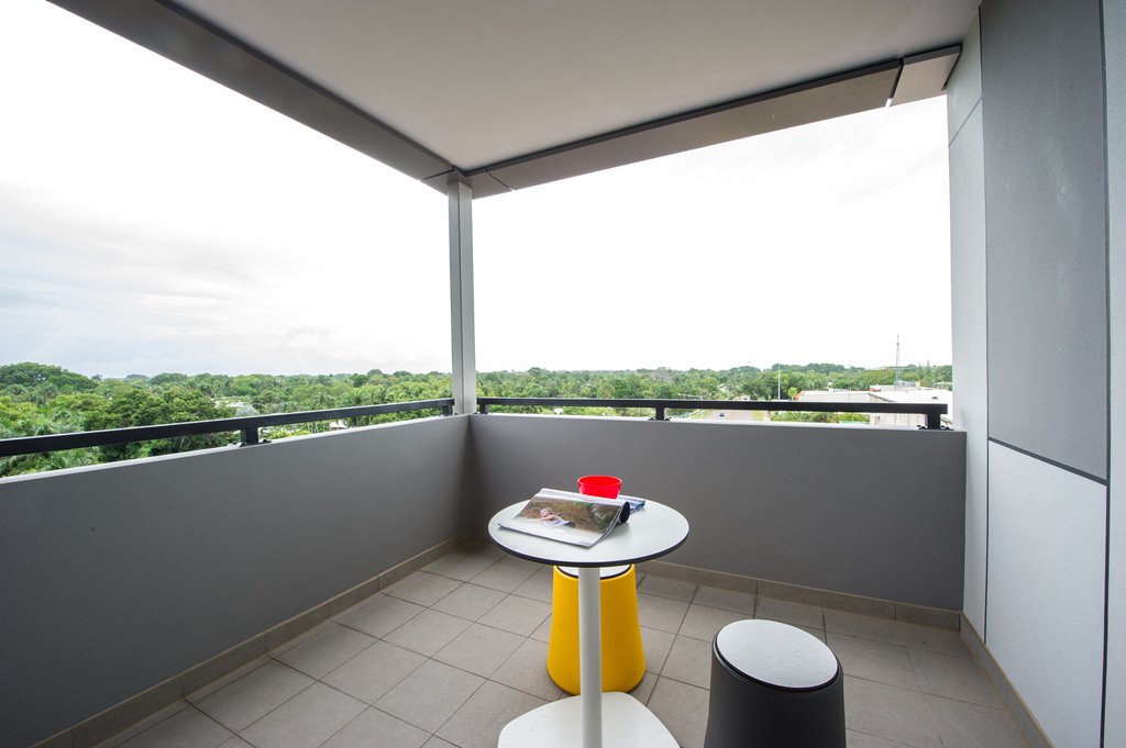  4 Bedroom Apartment With Balcony-External (With View)  -  UniLodge Darwin  - Gallery -  4