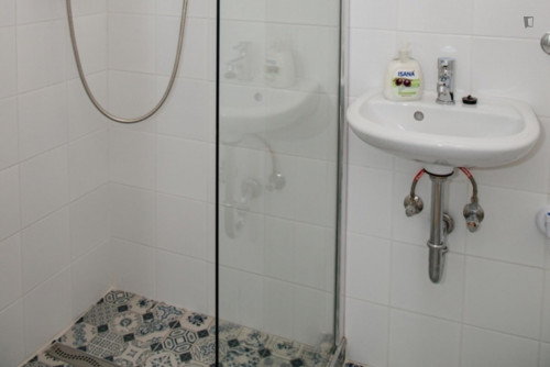 Beautiful 2-bedroom apartment near Oktogon metro station - Gallery - 11