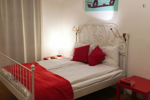 Cool 2-bedroom apartment near Blaha Lujza tér metro station