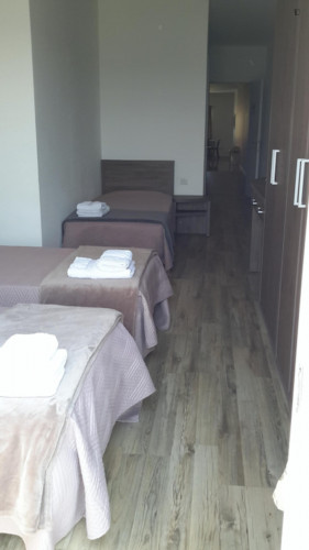 Nice single bed in a triple bedroom in a shared apartment in Sliema, near Sliema Ferries bus stop