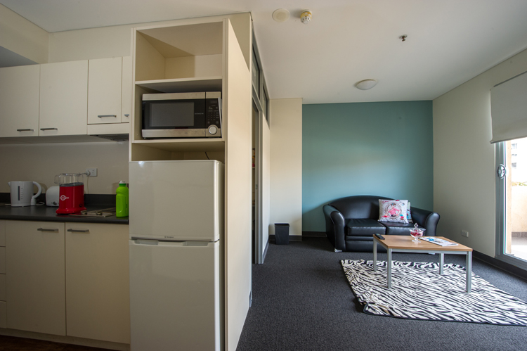  Two Bedroom Deluxe With Balcony  -  UniLodge @ Metro Adelaide  - Gallery -  2