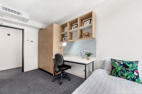  6 Bedroom Multi-Share Apartment  -  UniLodge South Bank  - Gallery -  5