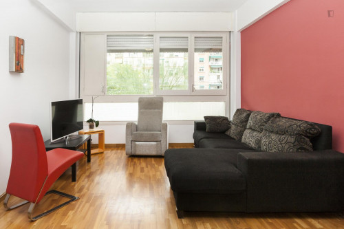 Pleasant double bedroom not far from Universitat Internacional de Catalunya