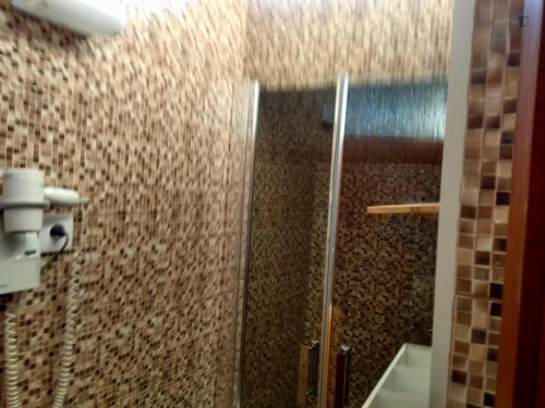 Double bedroom, with private bathroom and balcony, in 3-bedroom apartment