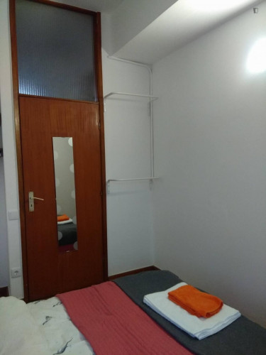 Double bedroom, with private bathroom and balcony, in 3-bedroom apartment
