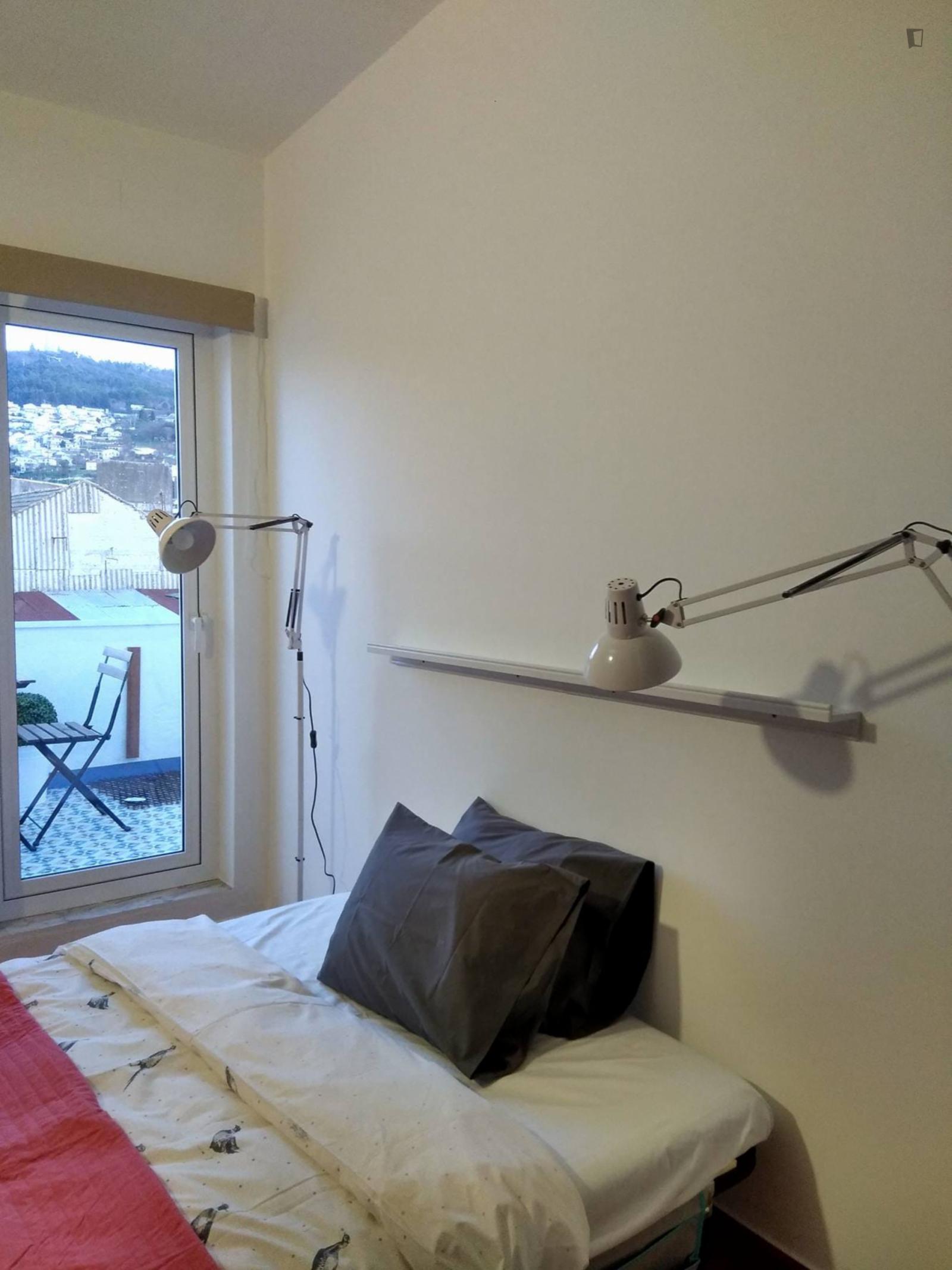 Double Bedroom, With Private Bathroom And Balcony, In 3-Bedroom Apartment - Double bedroom, with private bathroom and balcony, in 3-bedroom apartment - Gallery - 1