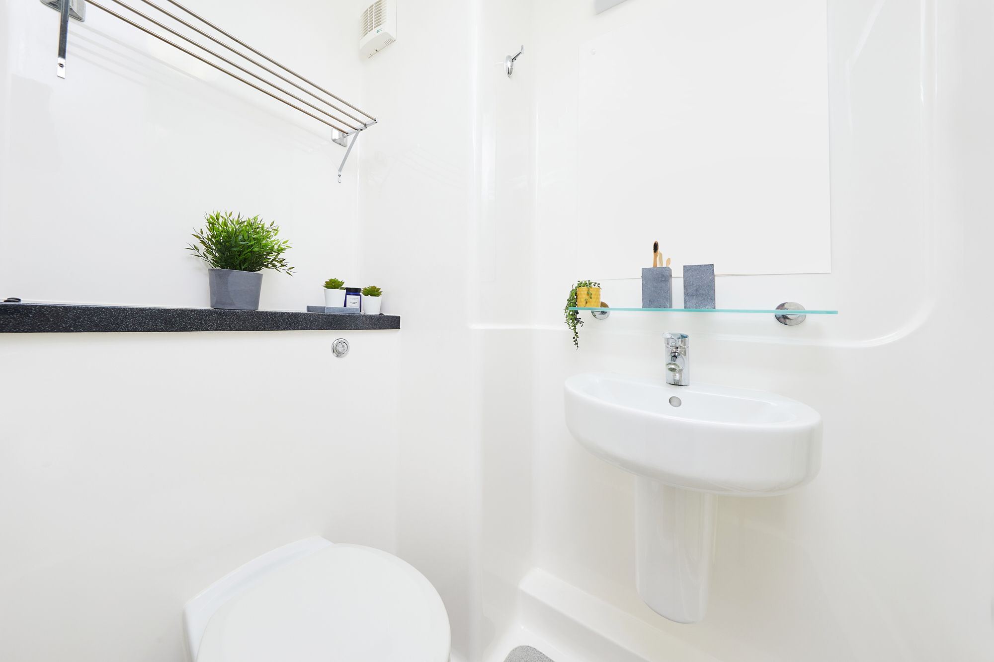  Gold En-Suite  -  Collegiate Athena Hall  - Gallery -  2