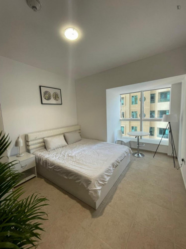 Luxurious double bedroom near American University