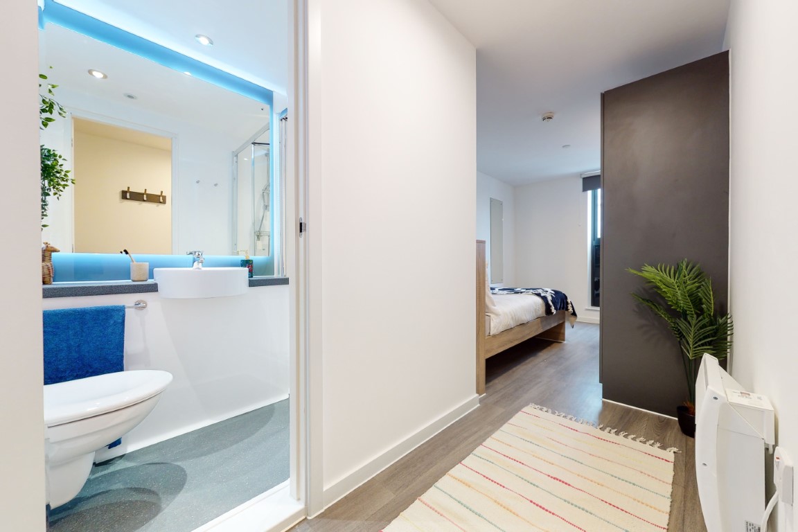  Bronze En-Suite  -  Canvas Walthamstow  - Gallery -  2